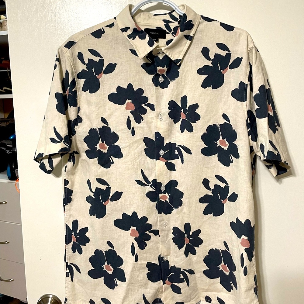 Vince floral pattern short sleeve button down